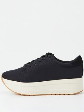 BNWB Vagabond Casey Platform Lace-Up Sneakers in Black and Cream, Size 38